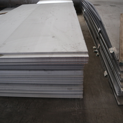 304 แผ่นเหล็กสแตนเลสรีดร้อน 1000-6000 มม. ขัดเงา 316 สำหรับอาคารปิโตรเลียม