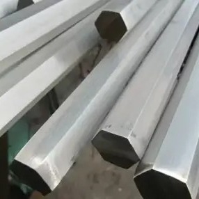 แถบหกเหลี่ยมสแตนเลส 316L แข็งในอุตสาหกรรมเคมีทางทะเล