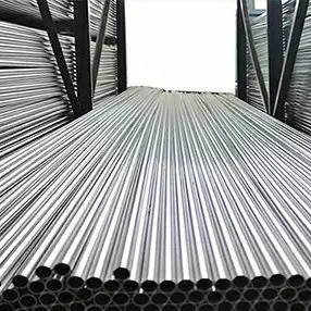 ASTM 240 316L สแตนเลสท่อ welded NO.4 8K พื้นที่ 6000mm ความยาว