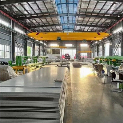 ASTM A790 2205 พล็อตสแตนเลส 1000-8000mm ความยาวความต้านทาน